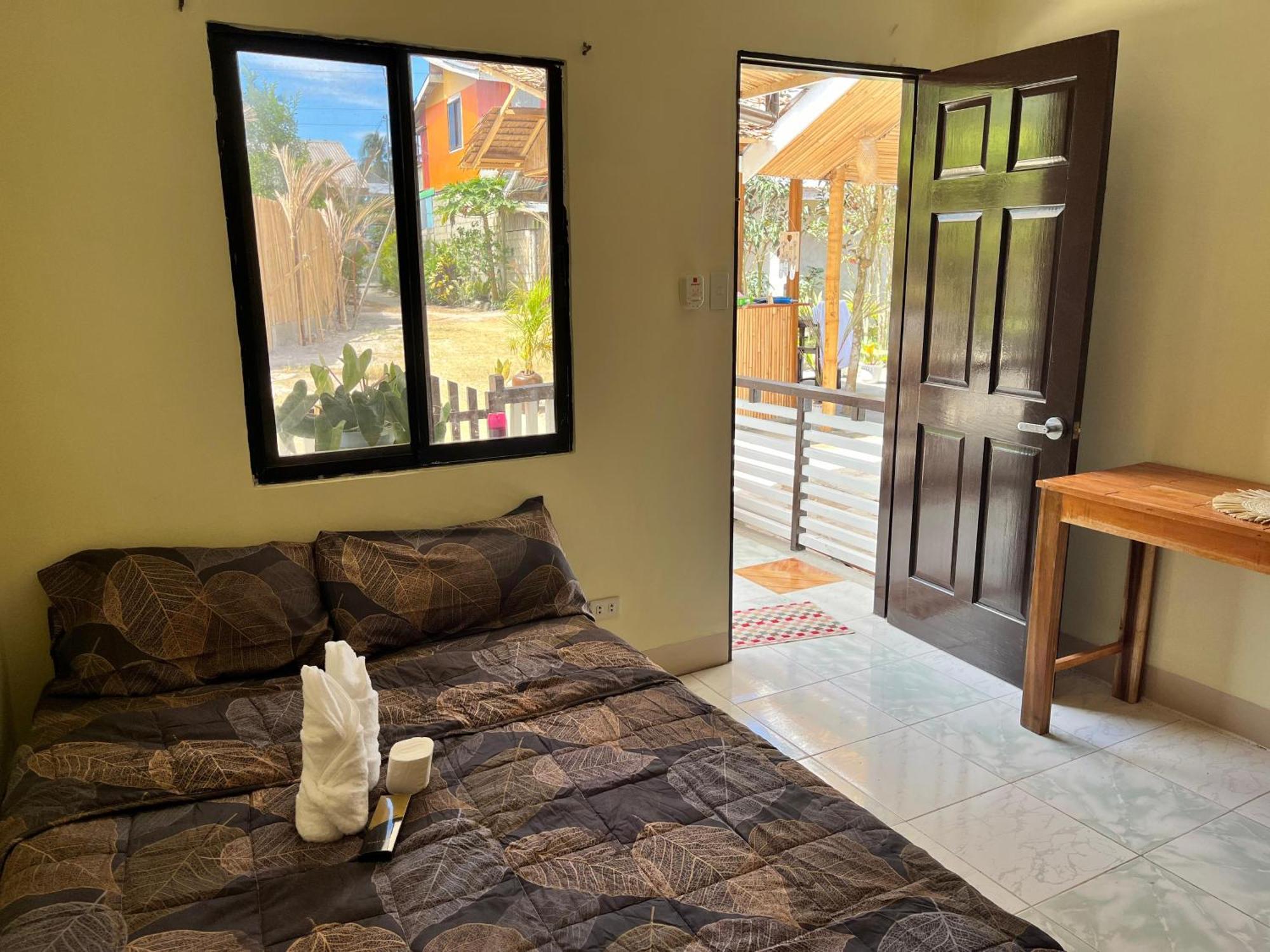 Trisha Guesthouse San Vicente  Bagian luar foto