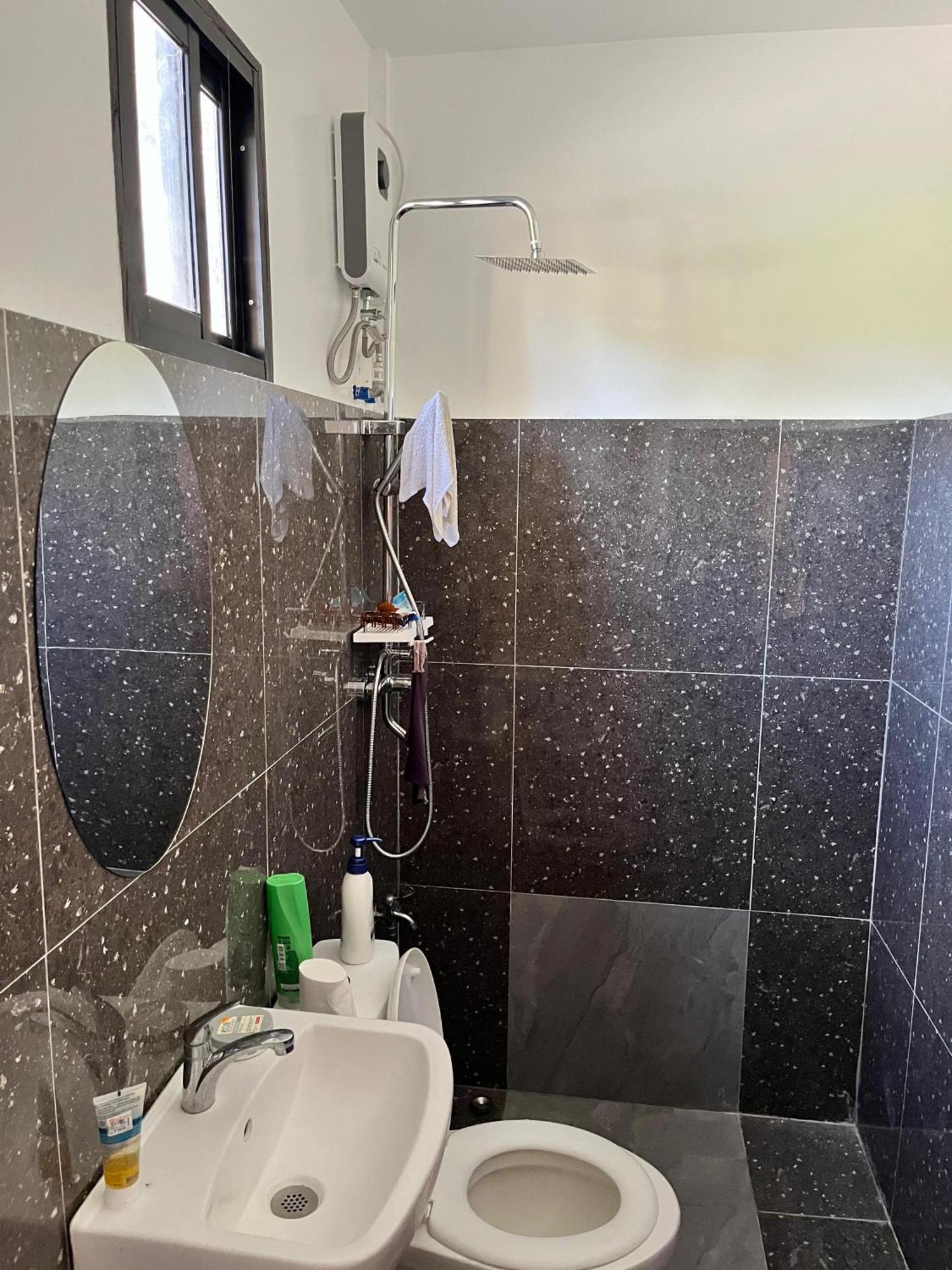 Trisha Guesthouse San Vicente  Bagian luar foto