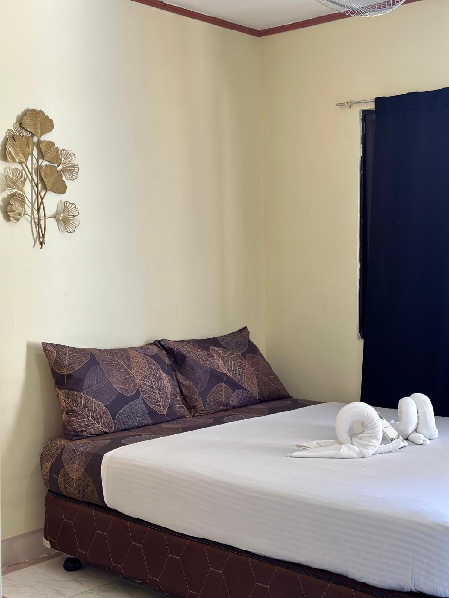 Trisha Guesthouse San Vicente  Bagian luar foto